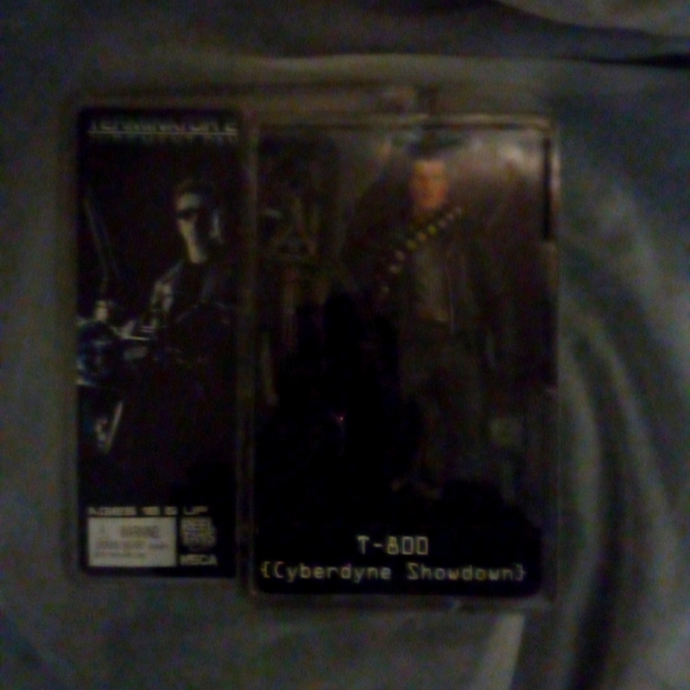 NECA Terminator 2 Cyberdyne Showdown Action Figure